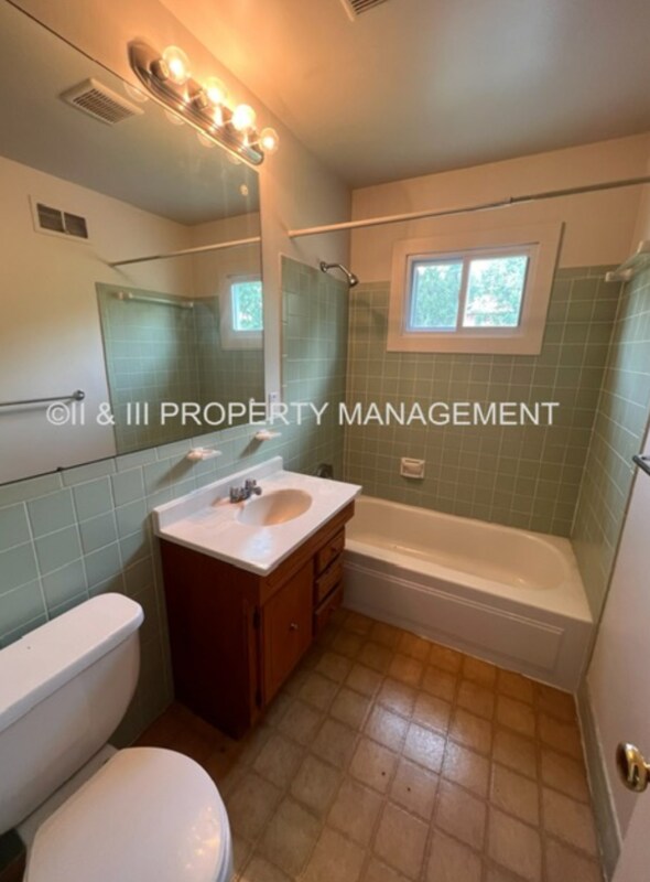 Foto del edificio - 8408 Robinson St