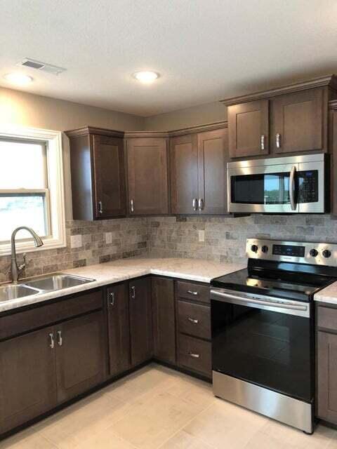 Foto del edificio - 634 Armitage Dr