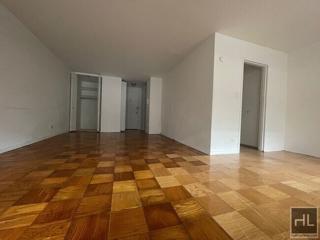 Foto del edificio - E 82 St