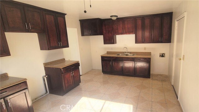 Foto del edificio - 3638 E 54th St