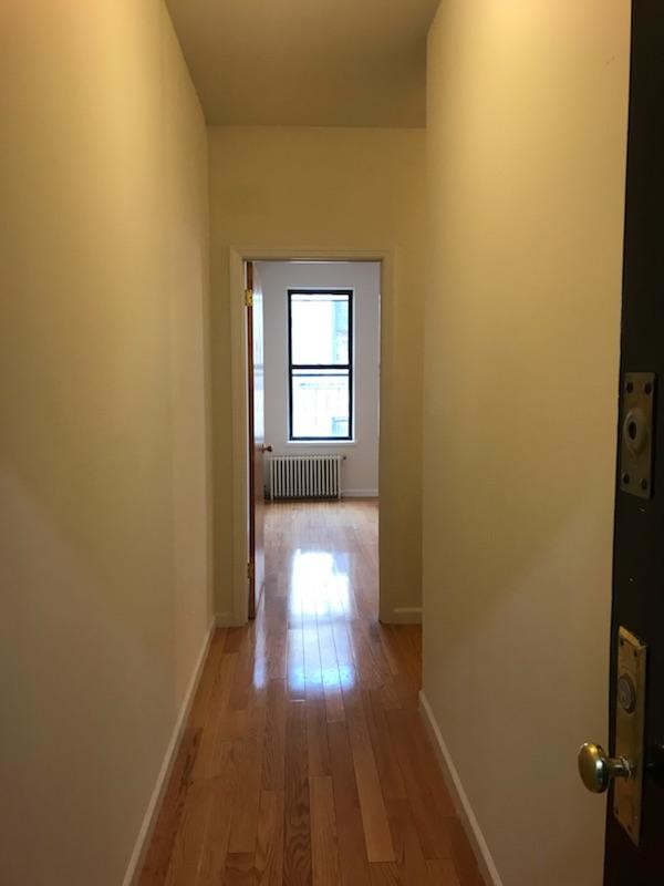 Foto principal - 515 W 111th St