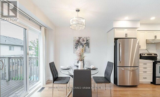 Building Photo - 219 Templewood Dr