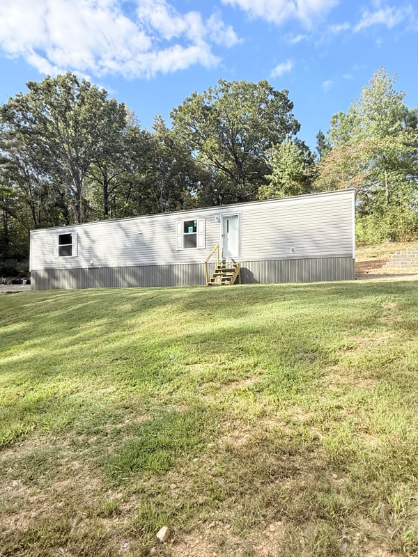 Building Photo - 350 Scenic Cir