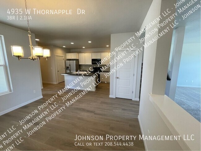 Foto del edificio - 4935 W Thornapple Dr
