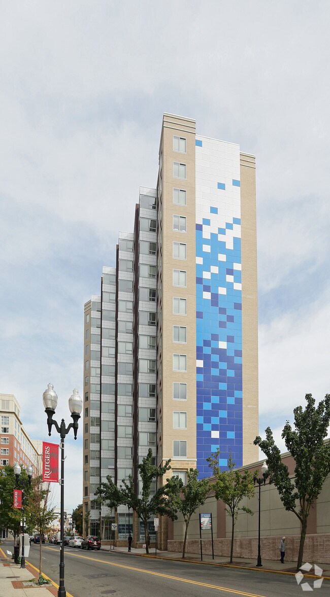 The Apartments 285287 St New Brunswick, NJ