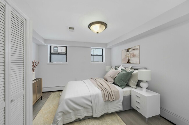 Building Photo - 1228 Park Ave