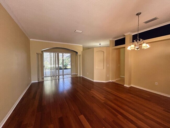 Foto del edificio - 16132 Ivy Lake Dr