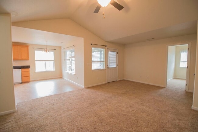 Building Photo - 2513 Corona Ave