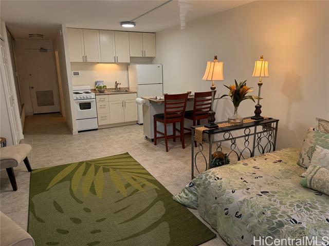Foto principal - 747 Amana St