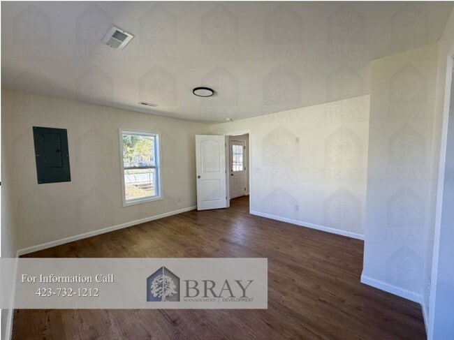 Building Photo - 1640 F St