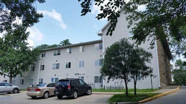 Foto del edificio - 751 W Benton St