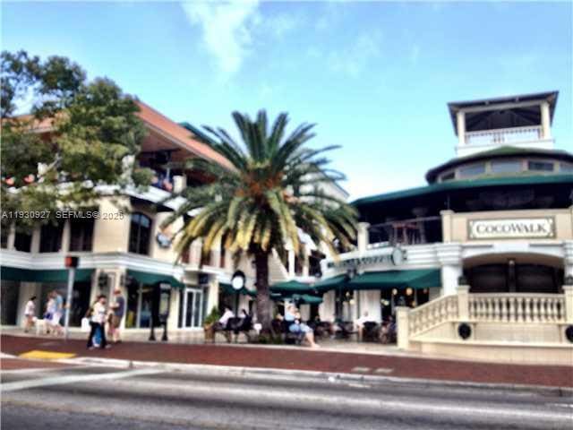 Foto del edificio - 3339 Virginia St