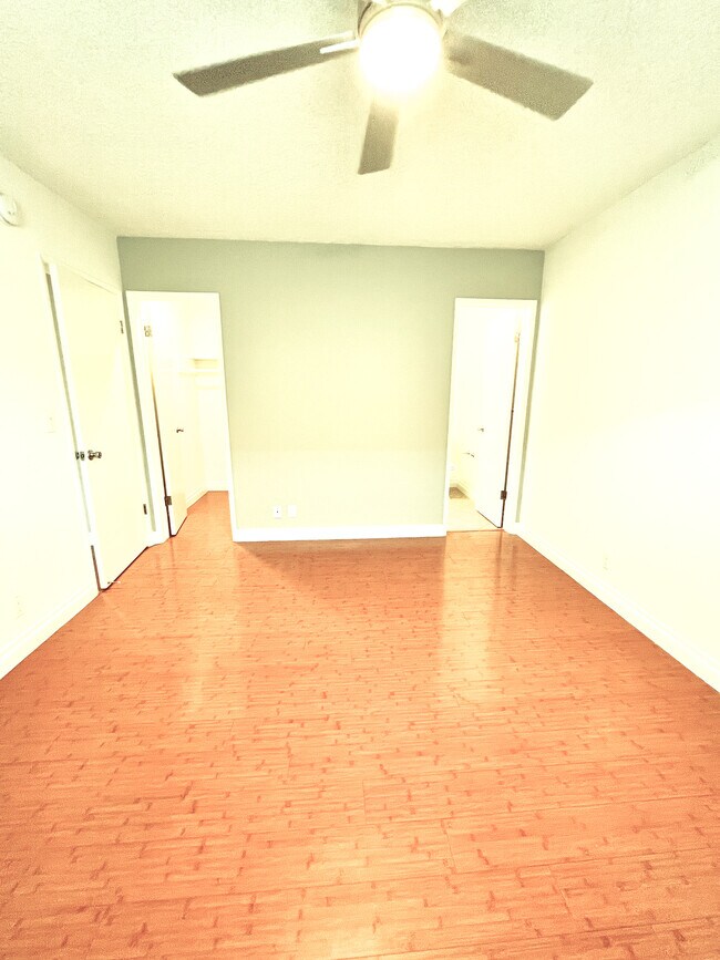 Building Photo - 3810 Wade