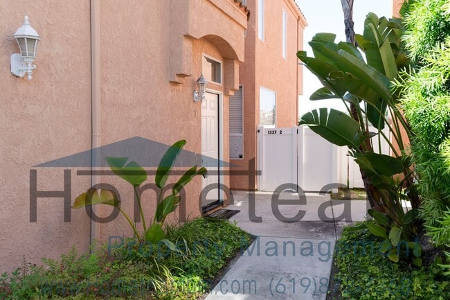 Building Photo - 1337 Serena Cir