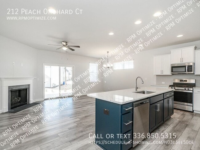 Foto del edificio - 212 Peach Orch Ct