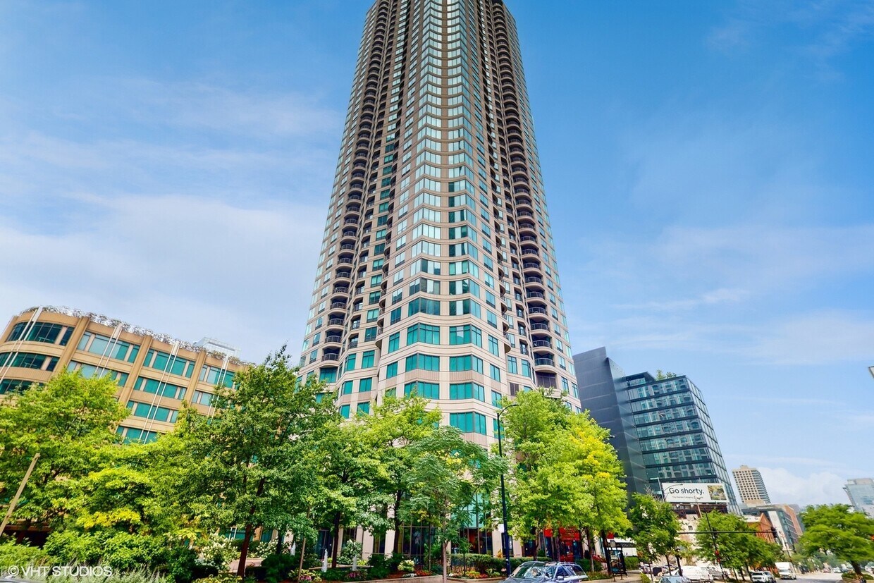 Foto principal - 400 N La Salle Dr