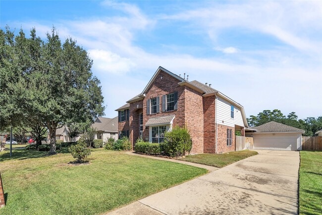 Building Photo - 17426 Memorial Blossom Dr