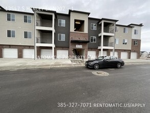 Building Photo - 13547 S Hanley Ln