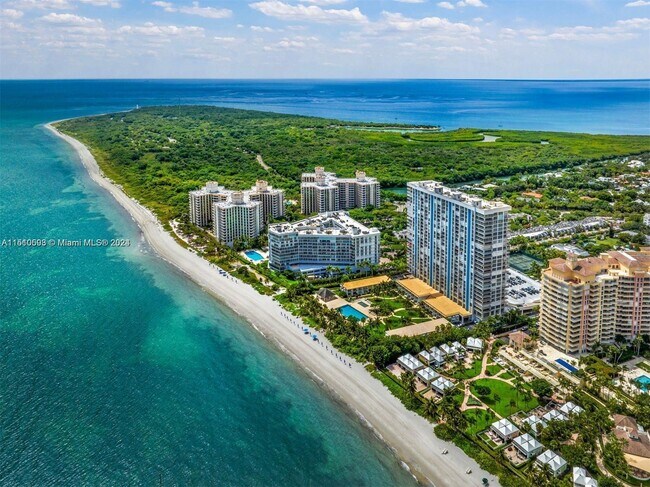 Building Photo - 881 Ocean Dr