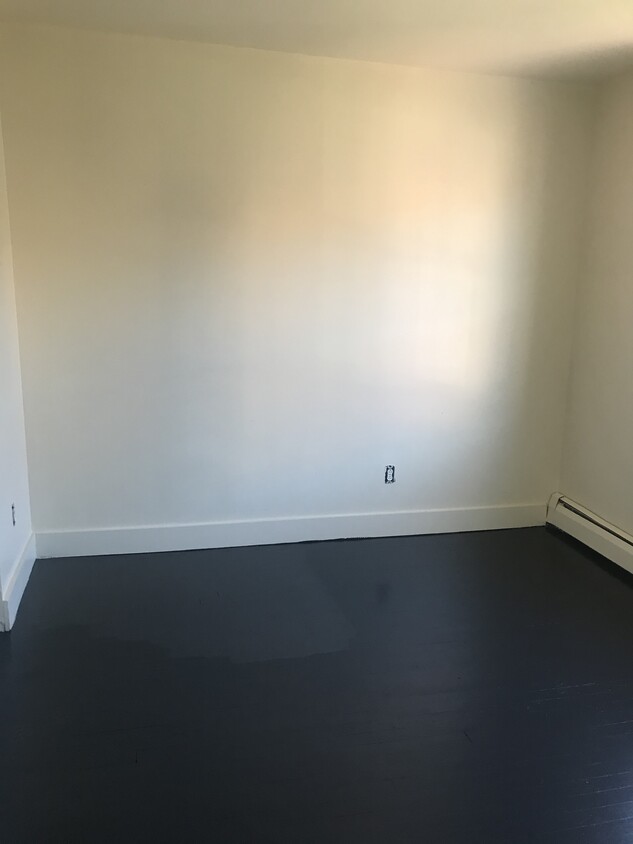Foto principal - 215 Hamilton St