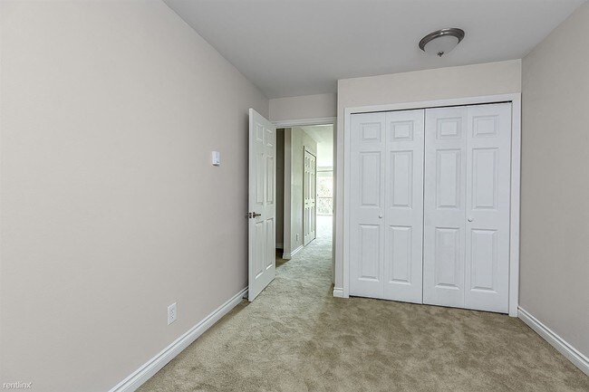 Foto del edificio - 321 Bellevue Way SE