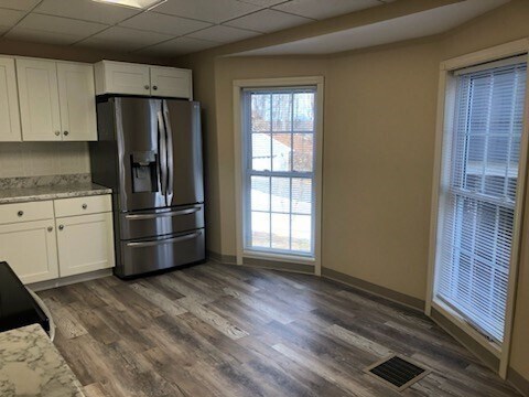 Building Photo - 22 Summer St