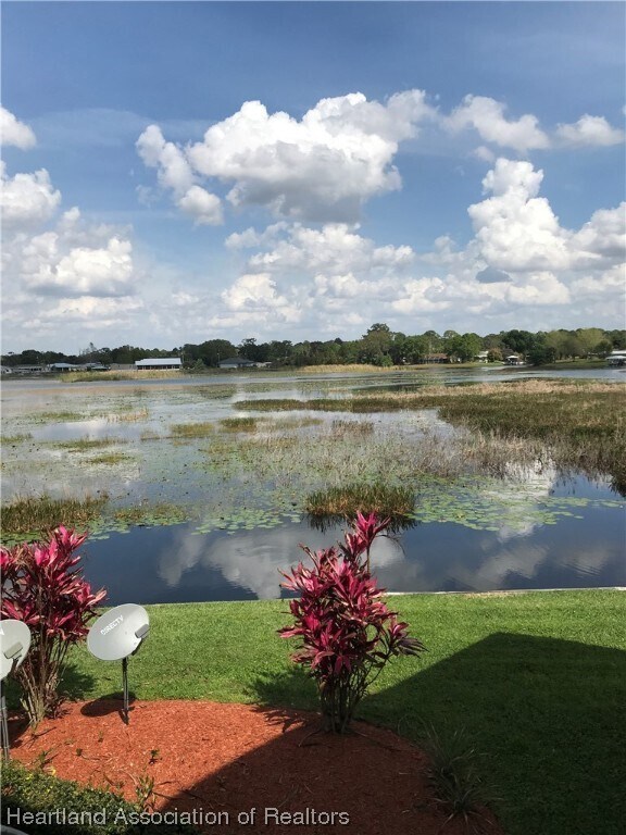 Foto del edificio - 104 Stephen Dr