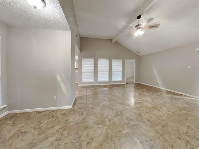 Building Photo - 38 S Rain Forest Ct