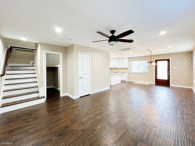Building Photo - 3 br, 2.5 bath House - 4803 Indian Trl