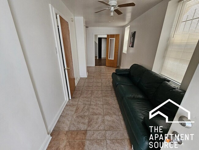Foto del edificio - 3531 W Dickens Ave
