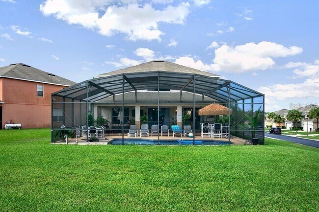 Building Photo - 2697 La Isla Ct