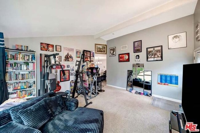 Building Photo - 26817 Cuatro Milpas St