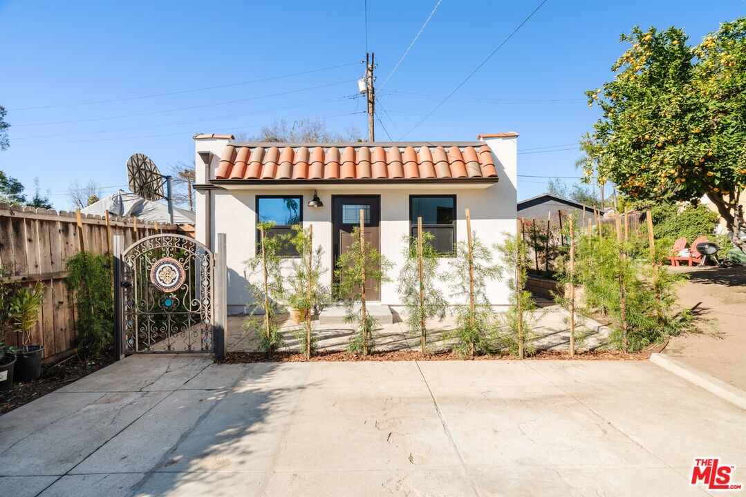 Foto principal - 5175 Caspar Ave