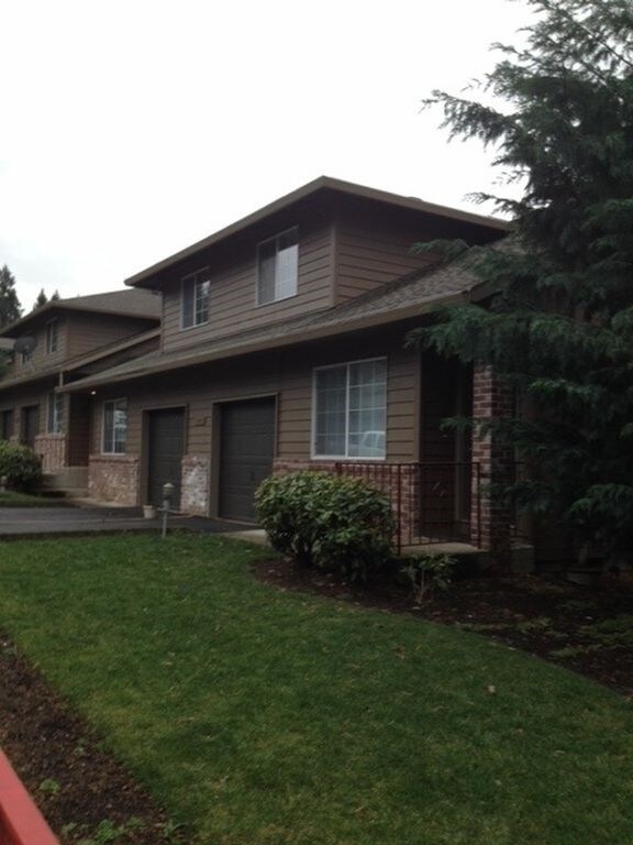 Foto del edificio - 12027-12069 SE Foster Rd