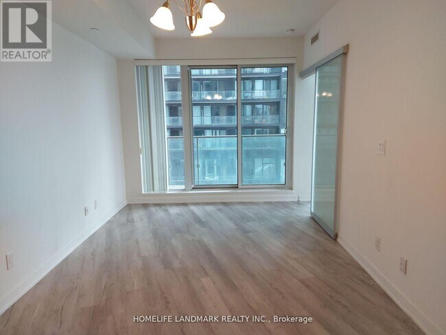 Photo du bâtiment - 150 E Liberty St