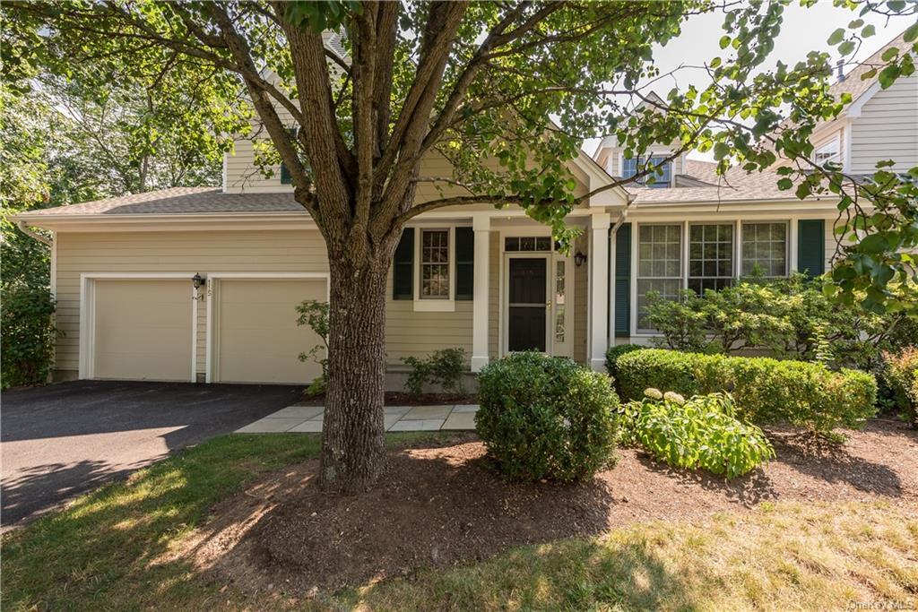 115 Woodridge Rd, Mount Kisco, NY 10549 Condo for Rent in Mount Kisco
