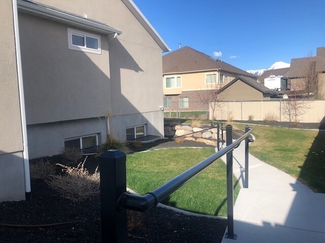 Foto del edificio - 584 2530 W