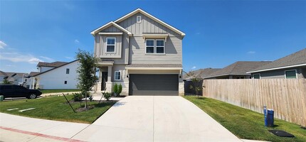 Building Photo - 2120 Delano Dr