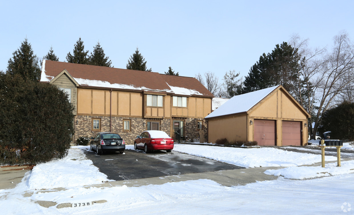 Building Photo - 3743 Ellerdale Dr