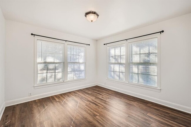 Building Photo - 7348 US-183