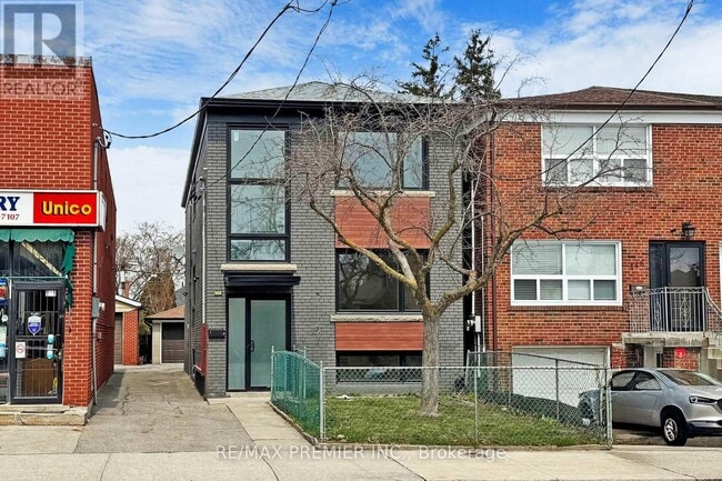 Building Photo - 148 Lambton Ave