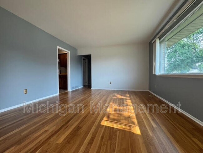 Building Photo - 11219 Morgan Ave