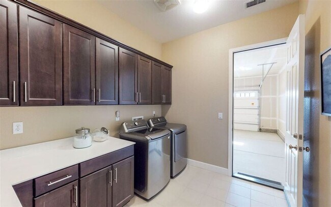 Building Photo - 4 br, 2.5 bath House - 11750 Rustic Ridge Ct