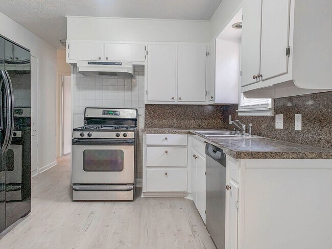 Foto del edificio - 4315 42nd St