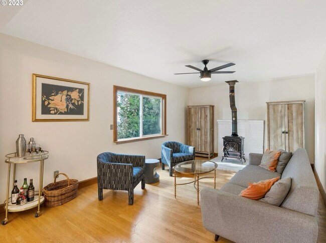Foto del edificio - 3806 SE 30th Ave