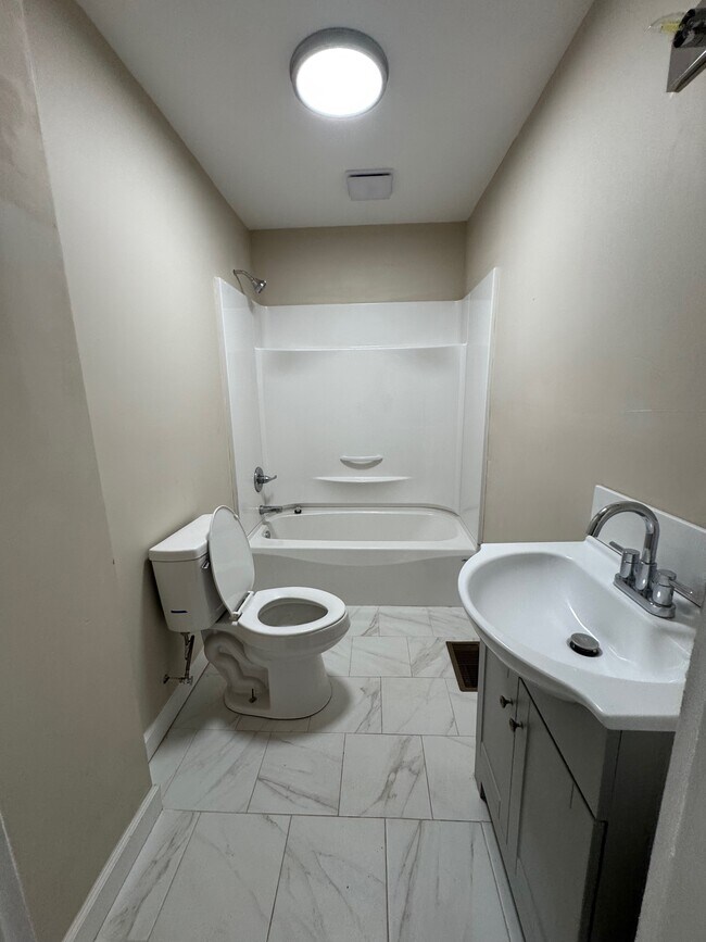 Foto del edificio - 29 Fairview Ave