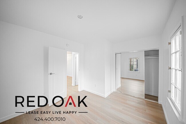 Foto del edificio - Gorgeous One Bedroom with Contemporary Fix...