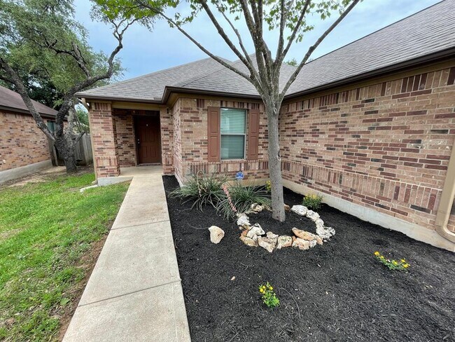 Building Photo - 2109 Outpost Dr