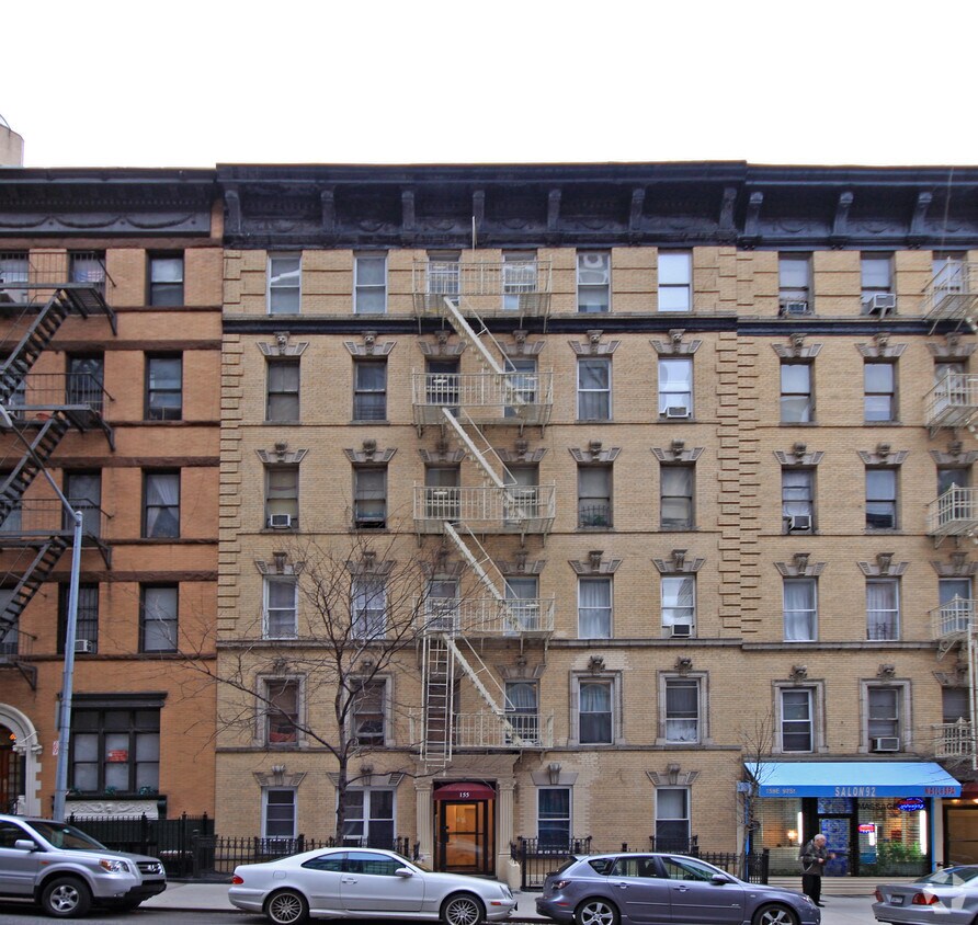 Primary Photo - 155 E 92ND ST