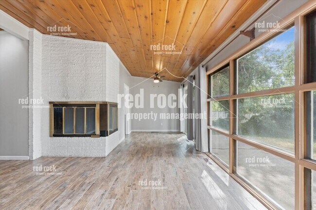 Foto del edificio - 1428 E 40th Ave